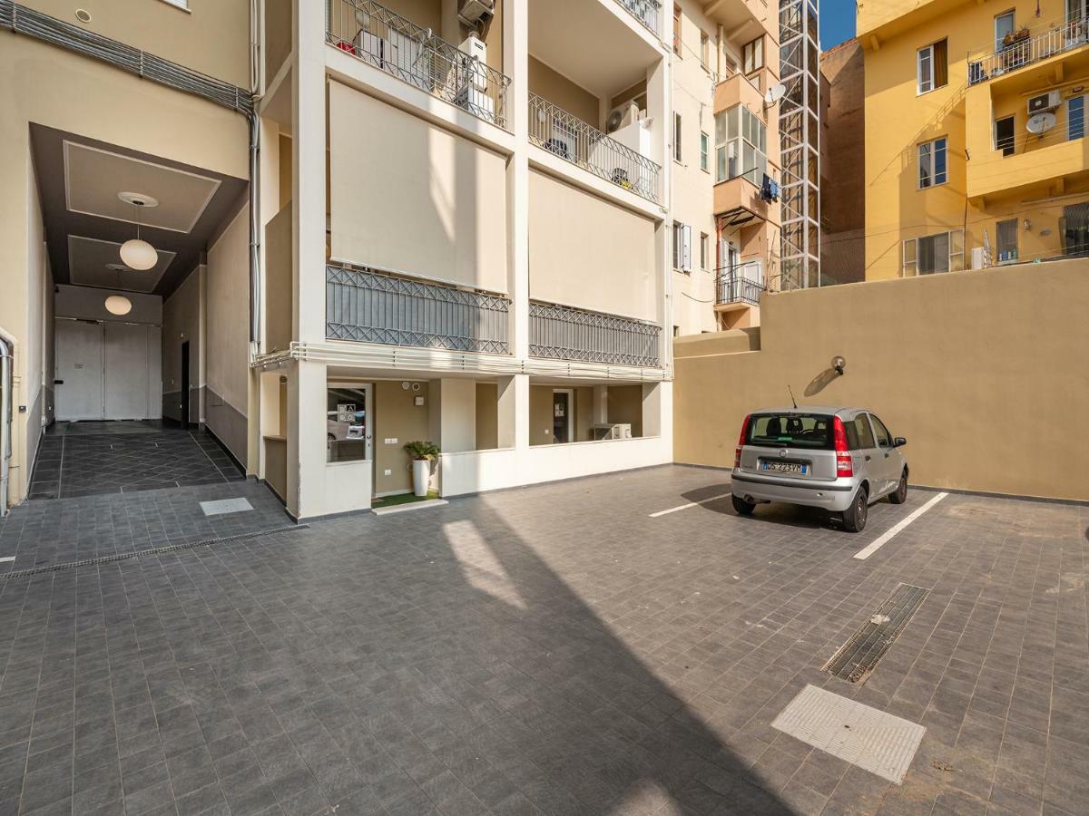 Casa BEAR - City Centre Cagliari Exterior foto